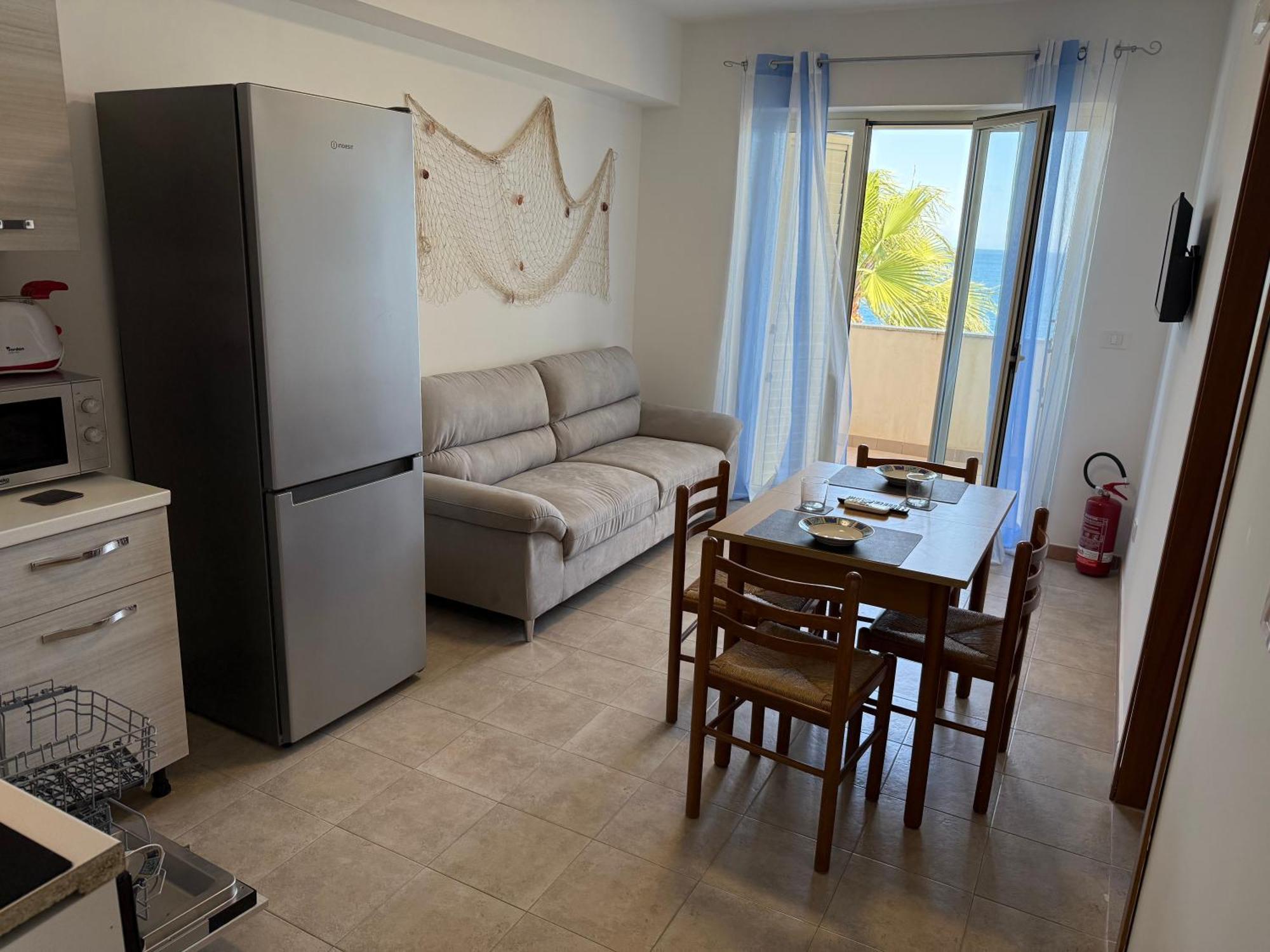 شقة Family House Letojanni Taormina المظهر الخارجي الصورة